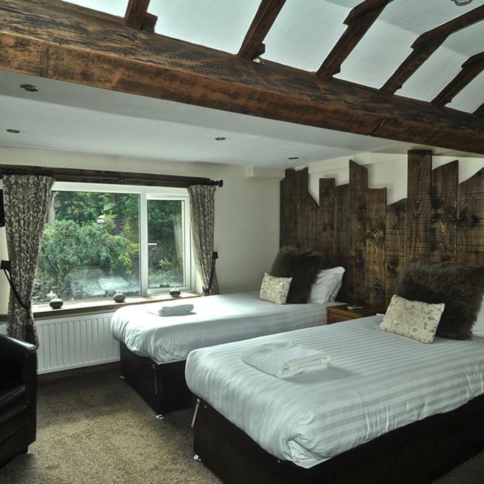 Alpine Lodge Guest House ลานเบอริส ภายนอก รูปภาพ